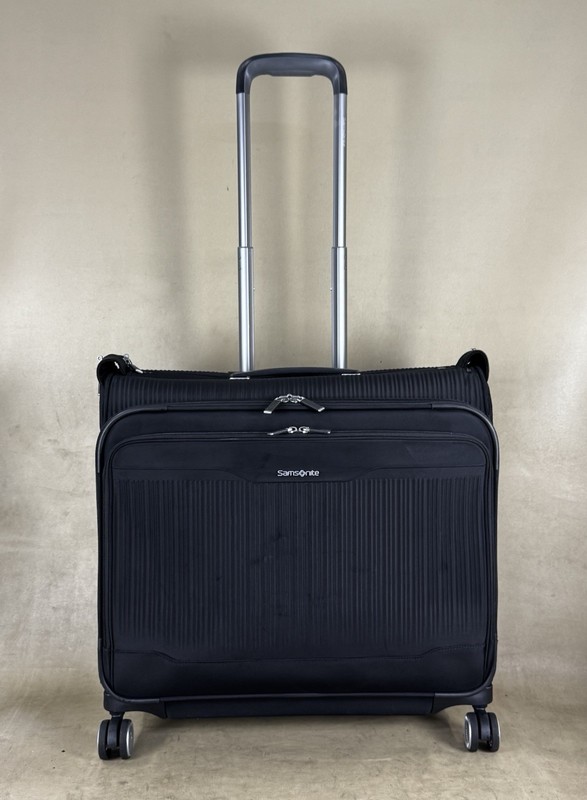 Samsonite Silhouette 18 Softside Garment Bag Spinner – Black $439