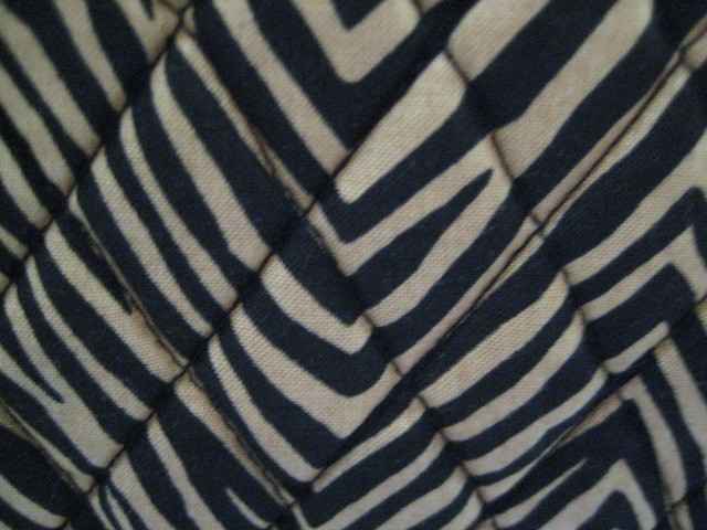 VERA BRADLEY "Zebra" Pattern E Reader Sleeve NWT (Orig.$28.00) gallery