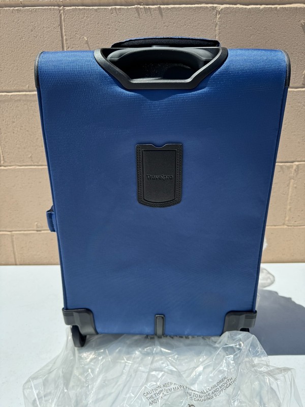 Travelpro Maxlite 5 Softside Expandable Upright 2 Wheel Carry on Luggage 22in gallery