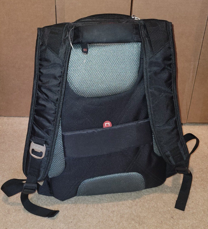 Elleven Amped TSA 17"Computer Backpack Black branded 'Purina Cat Chow 60 Years' gallery