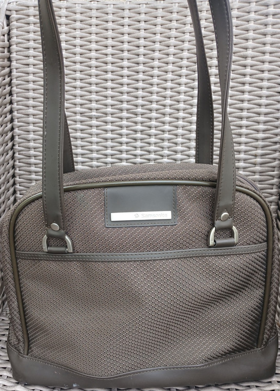 Samsonite Brown Tote Travel Bag 12″x5″x10″ Synthetic Zipper Closure
