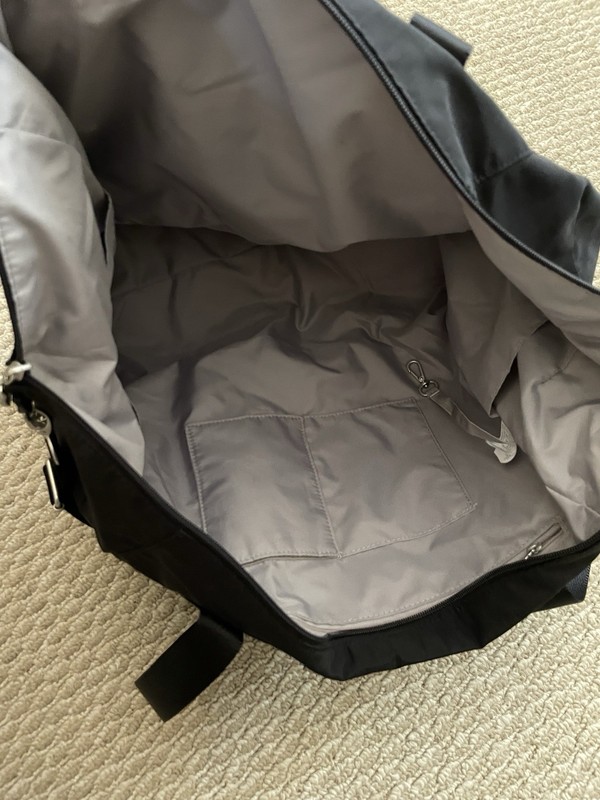 Baggallini All Day Large Duffel | BLACK | 24”w x 16”h x 9”d | Removable Strap gallery
