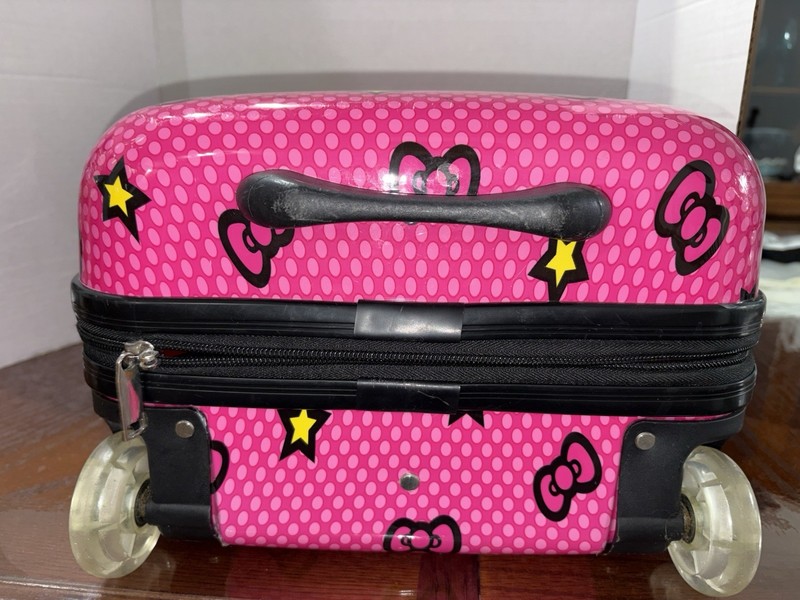 Hello Kitty Sanrio Hard Shell Overnight Rolling Suitcase Girls Luggage Pink 17" gallery
