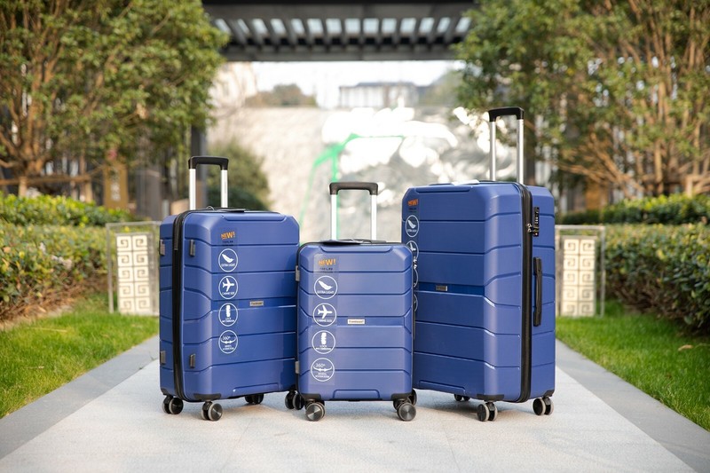 Hardside 3 Pcs Light PP Spinner Suitcase Luggage Set With TSA Lock Silent Wheels gallery