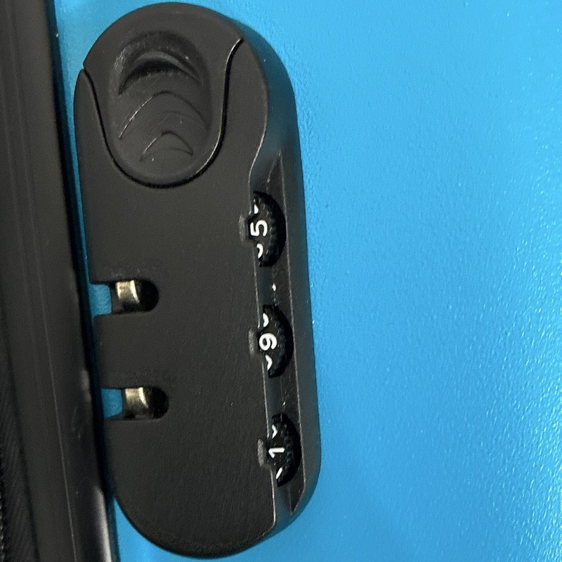 Travelpro Blue Hard Shell Suitcase ABS Plastic Wheels Combination Lock Pre-owned gallery
