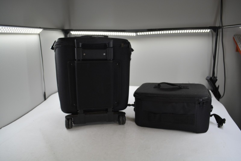 Philips InCourage Set Upright Soft Case Wheels Travel Bag Unisex gallery