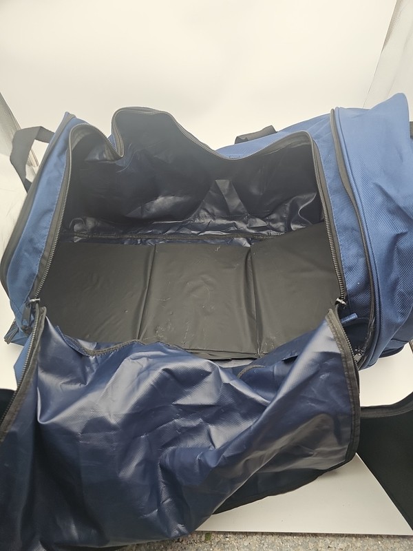 Durable Polyester with Adjustable Shoulder Strap Wrangler Rodeo Gear Duffel Bag gallery