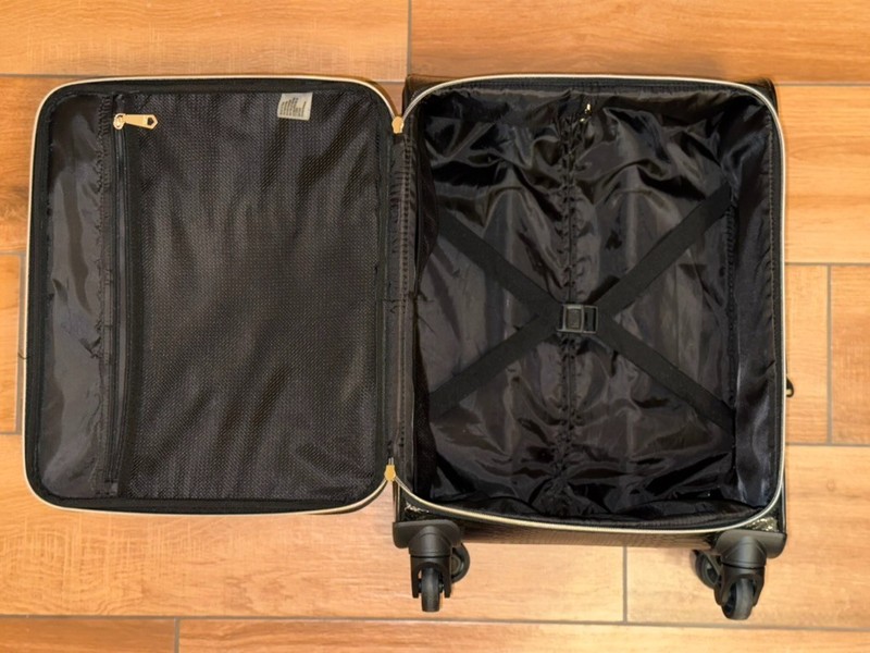 Stylish Victoria’s Secret Carry-On Luggage – Perfect for Travel! gallery
