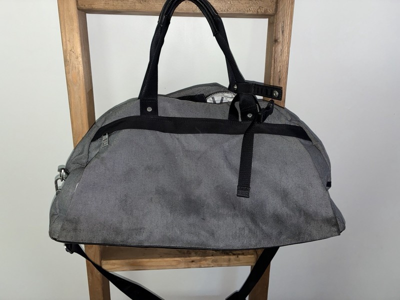 LULULEMON Gray Duffle Bag Adjustable Straps Zippered Compartments Unisex Adult gallery