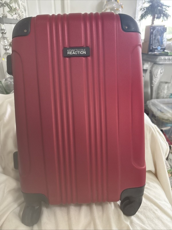 Kenneth Cole ABS Hardside Upright Rolling Carry On, 20″ x 12 5/8″ x 8 1/2″, Red