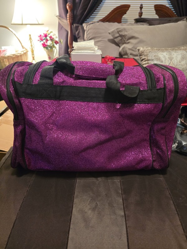 Tastefully Simple Duffle Bag, Mint Cond. Purple Sparkle gallery