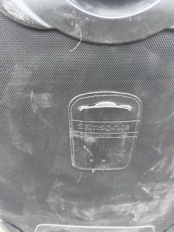 Samsonite soft sided expandable 17”x11”x28” color black 2 Wheels gallery