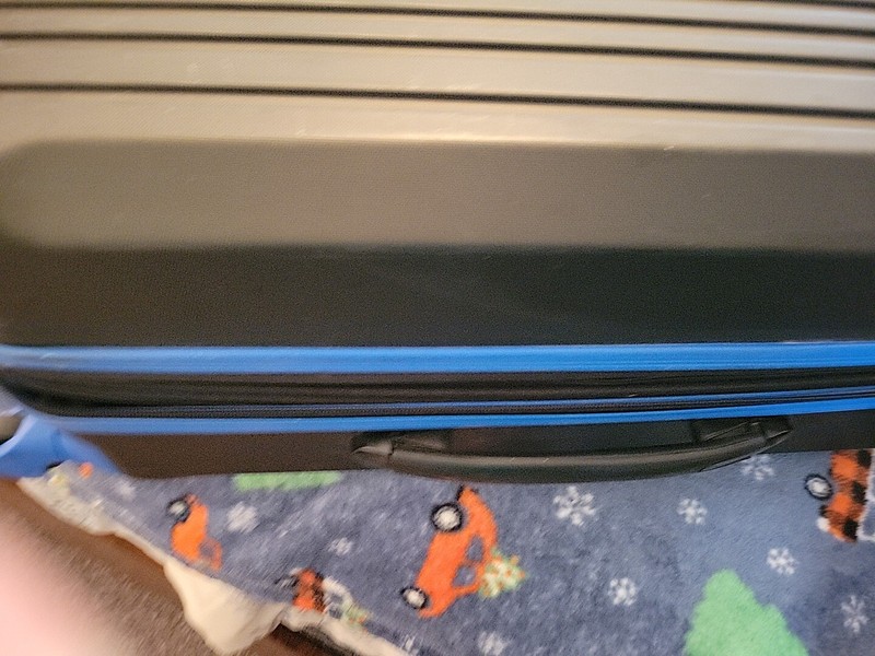 Olympya Suitcase gallery