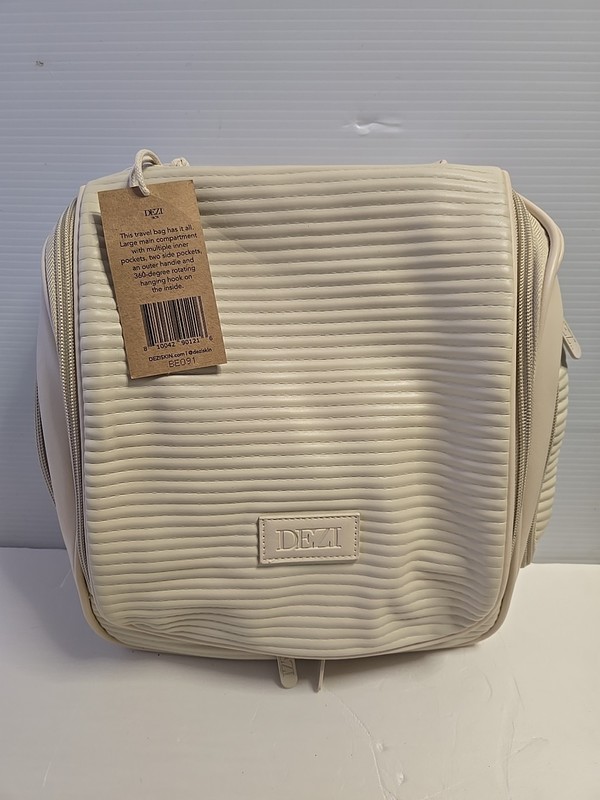 DEZI 'PACK IT ALL' Multi-Purpose Hanging Toiletry Travel Bag -NWT