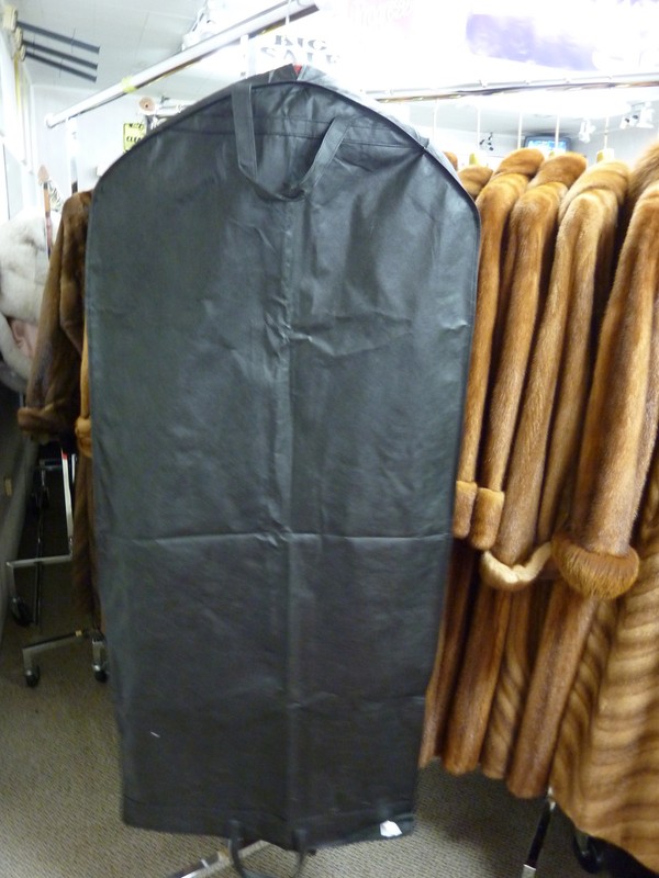 FUR STORAGE BAG GARMENT BAG 60″ LONG Breathable for COATS JACKETS FURS MINK FOX