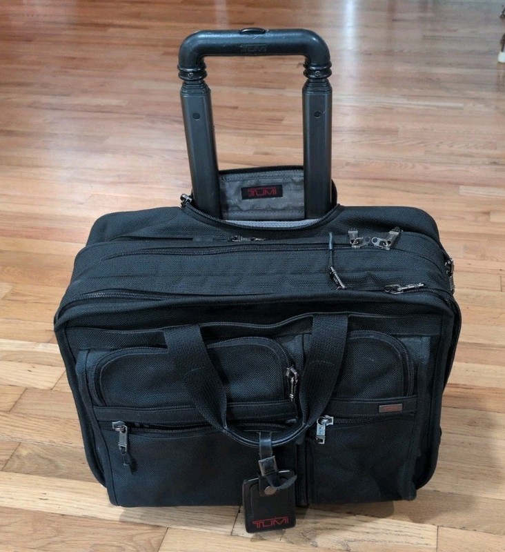 TUMI Alpha Deluxe Wheel Rolling Expandable Carry On 26004D4 Ballistic Nylon 17″