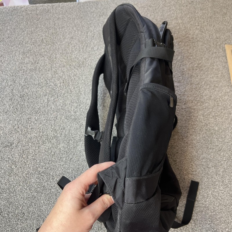 The North Face Fall Line Black 20" Laptop Backpack Mens Daypack Microsoft gallery