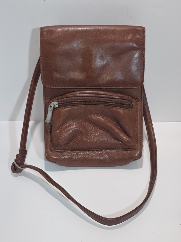 Osgoode Marley Travel Bag Camel Brown Leather Crossbody Pocket