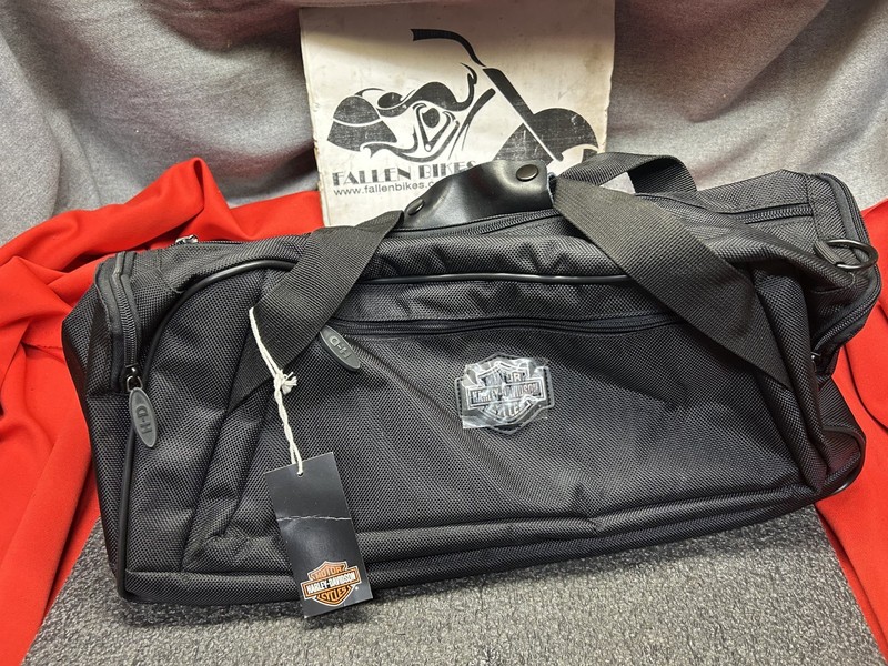 Genuine Harley-Davidson Bar & Shield Zip Duffel Bag 18 x 9x 9 NEW