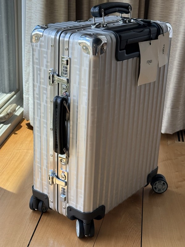 Rare Nwt RIMOWA x FENDI Monogrammed Silver Cabin Carryon Case Trolley Luggage