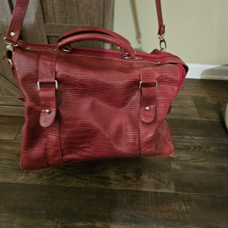 Bath & Body Works Red Faux Croc Embossed Weekender Bag Reptile