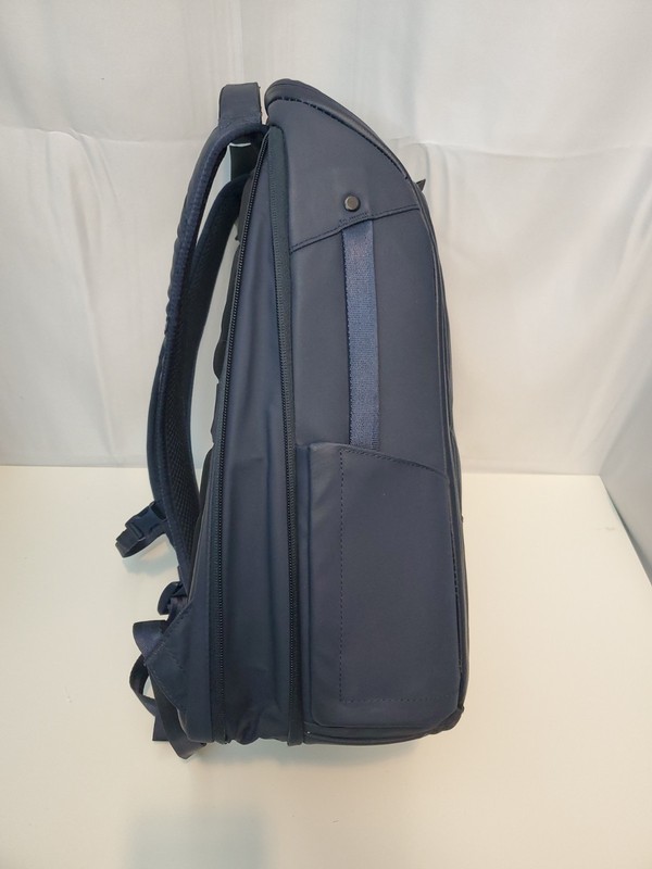 Nomatic Backpack 14L, Great Condition, Expands to 17L, Navy Color, $319 Value gallery