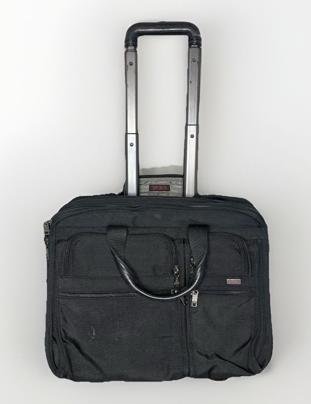 TUMI Alpha Deluxe Wheeled Expandable Briefcase Carry On Laptop 17 X 15” Reg $545