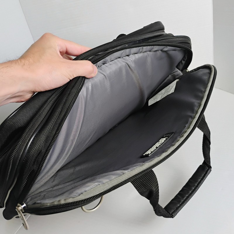 Samsonite 1910 EZ Scan TSA Checkpoint Friendly 17” Laptop Briefcase Bag Black gallery