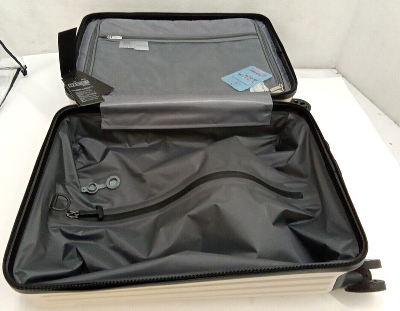 Hotel Collection HCFG20BGSTCS Carry-On Luggage 20″ Beige w/ 360° Spinner Wheels