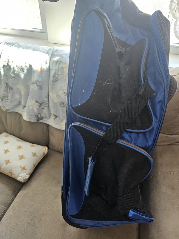 Destinations 32" Multi-Packer Wheel Duffle **SEE PICS FOR DAMAGE** gallery