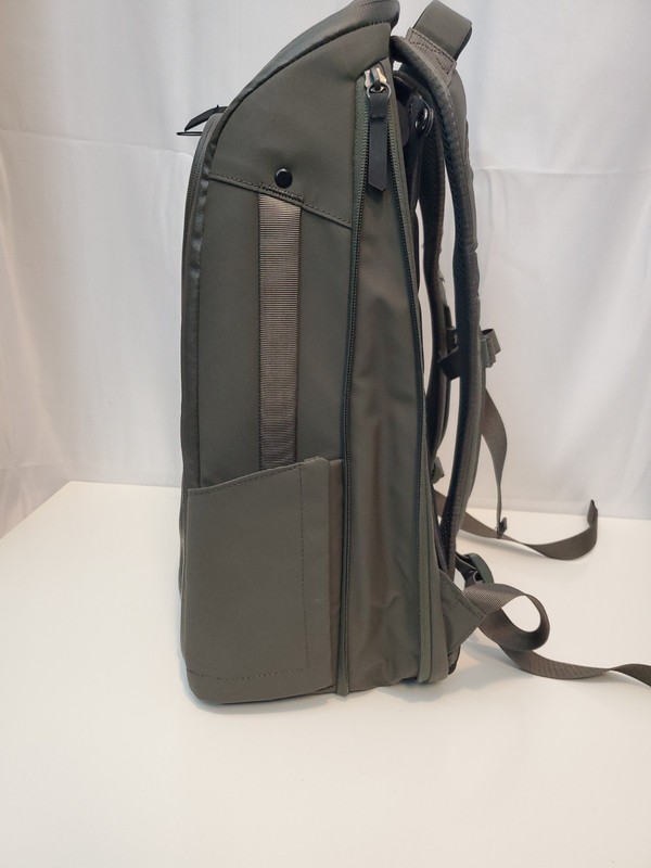 Nomatic Backpack 20L, Great Condition, Expands to 24L, Olive Color, $329 Value gallery
