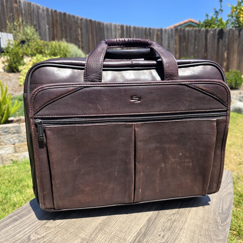 Solo New York Walker Briefcase Messenger Bag Leather Telescopic Rolling Carry On