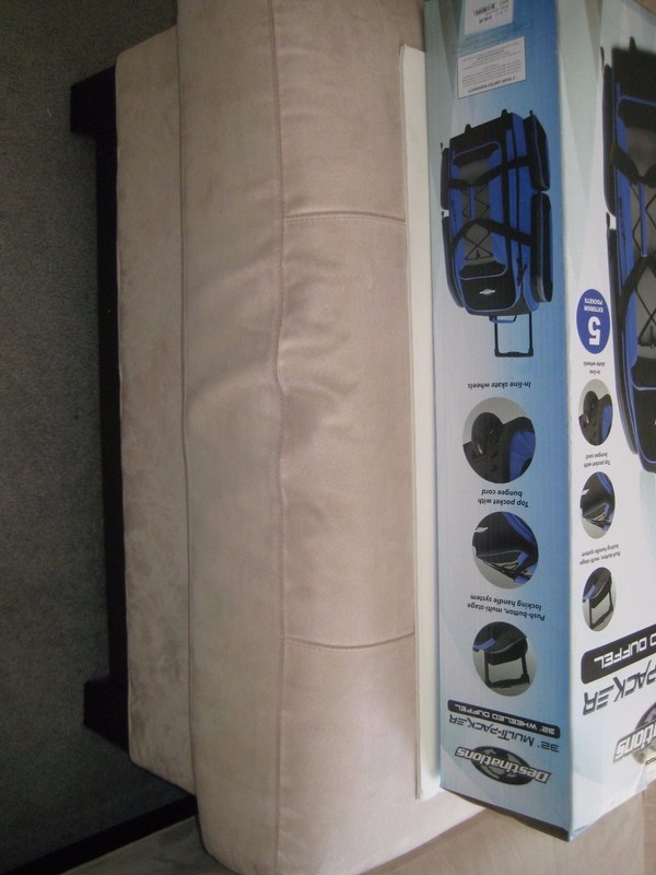 Destinations 32" Multi-Packer Wheel Duffle 5 Exterior Pockets In-Line Skate $100 gallery