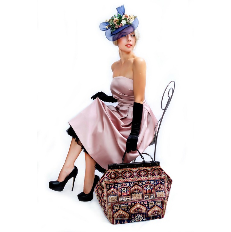 LARGE VICTORIAN-STYLE MARY POPPINS CARPET BAG NEW FROM LONDON, UK. FREE DELIVERY