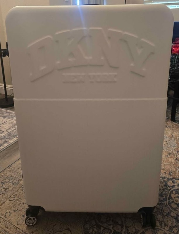 DKNY Polycarbonate Hardcase Spinner Upright Carry-On Suitcase 19-22″ White