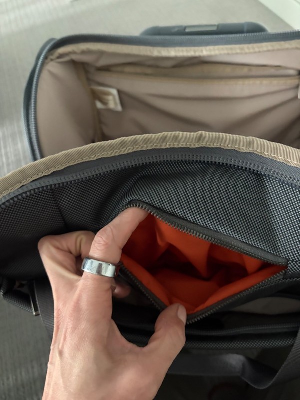 Briggs & Riley Medium Spinner Briefcase – Grey gallery
