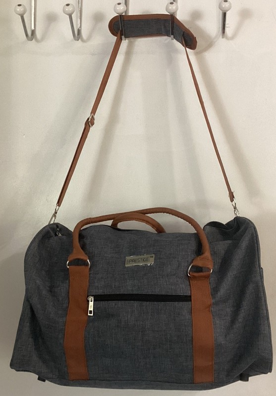 Prestige Weekender Bag Gray Canvas Collapsible W/shoulder strap 19”x 11”x 9” NEW