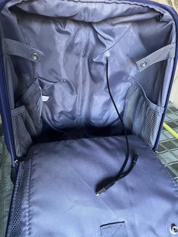 Underseat Carry-On Spinner with USB Port - 36L Capacity & Laptop Compartment gallery