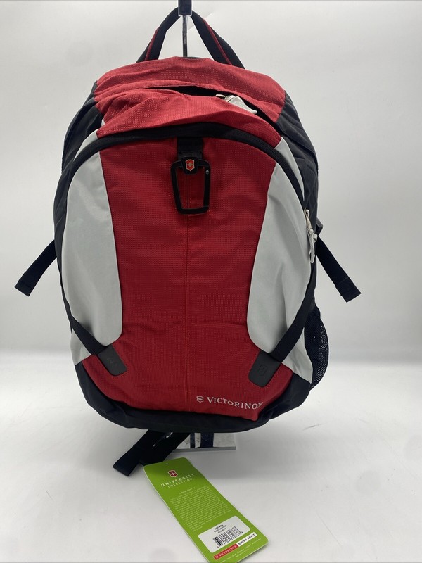 Swiss Army Basic Daypack Adelaide University Collection. Red 38273