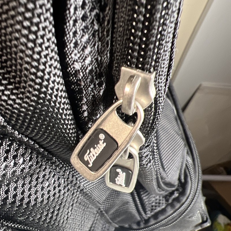Titleist Golf Rolling Weekender Duffel Carry-On Travel Gym Bag 22” w/wheels gallery