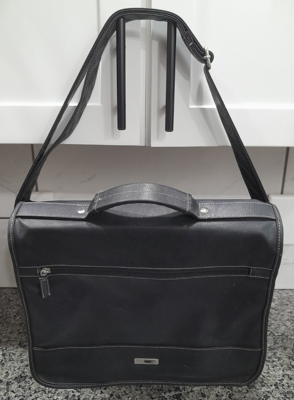 Vintage Guess Black Pebbled Faux Leather? Messenger Satchel Crossbody Bag 14″x11