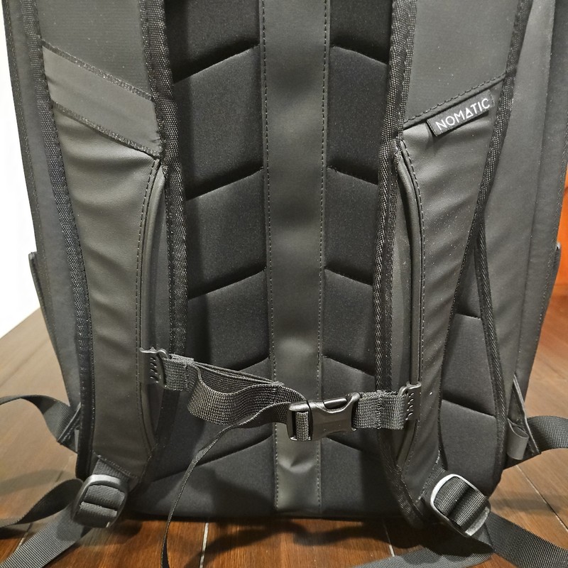 Nomatic Backpack 20L Great Condition, Laptop Sleeve RFID Safe & Durable gallery