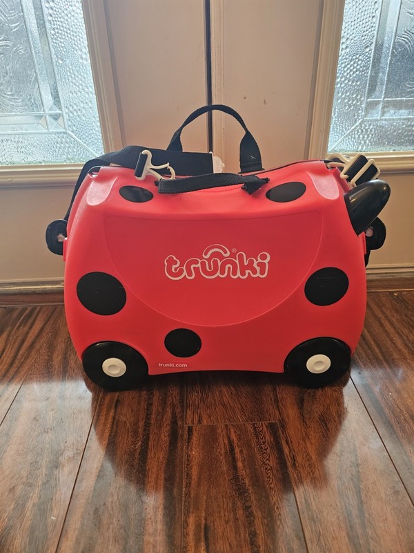 Trunki LadyBird Ladybug RideOn Child’s Suitcase W/Key-Very Good