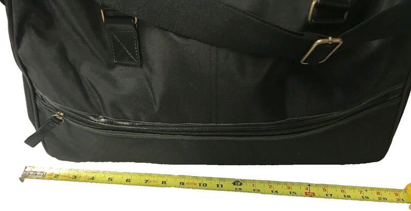 TRAVEL DUFFLE BAG~BRAND UNKNOWN~BRAND NEW. gallery