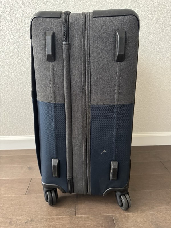 Tumi Alpha 2 Gray/Blue Short Trip 26in 4-Wheel Spinner Expandable Luggage 22064 gallery