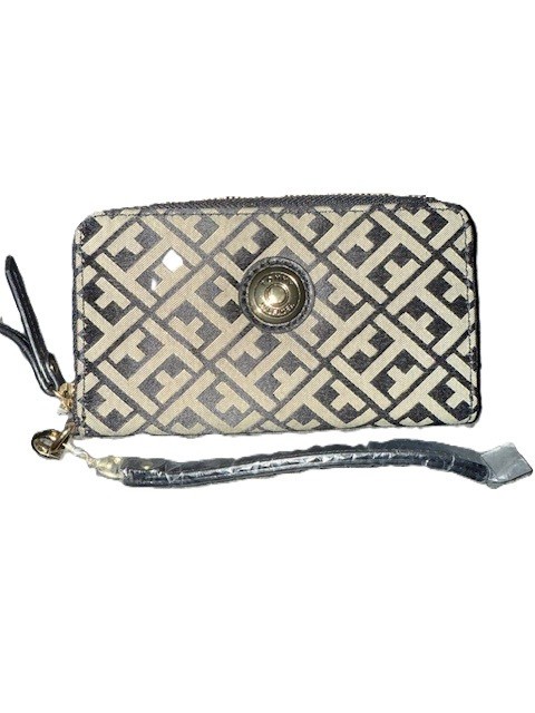 NEW Tommy Hilfiger Small Monogram Button Wristlet/Wallet-Black/Tan $58