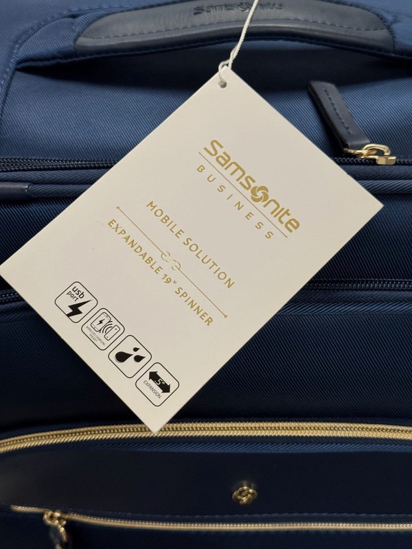 Samsonite Blue Mobile Solutions Expandable Luggage Carry-on Spinner Suitcase 19" gallery
