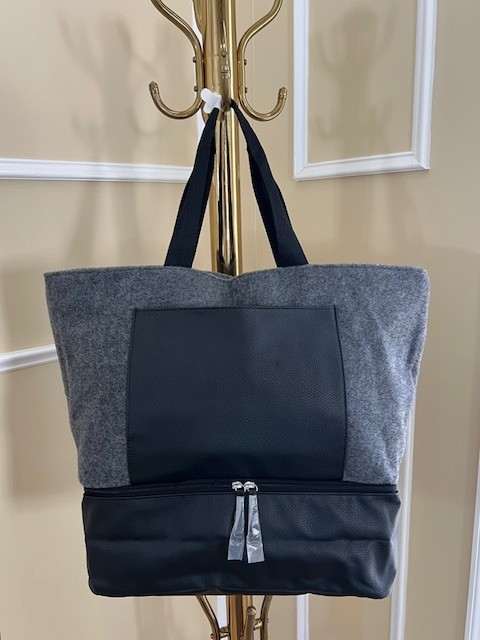 Large Woolen Gray & Black Weekender / Tote w Shoe or Beauty Tools Section below