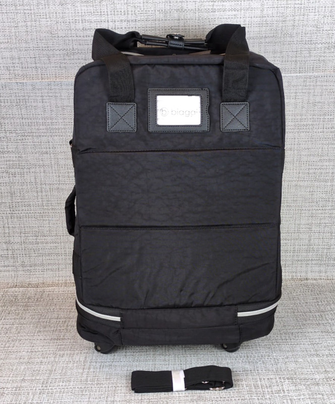 Biaggi Zipsak 22" Foldable Spinner Carry On Luggage Black NW0T gallery