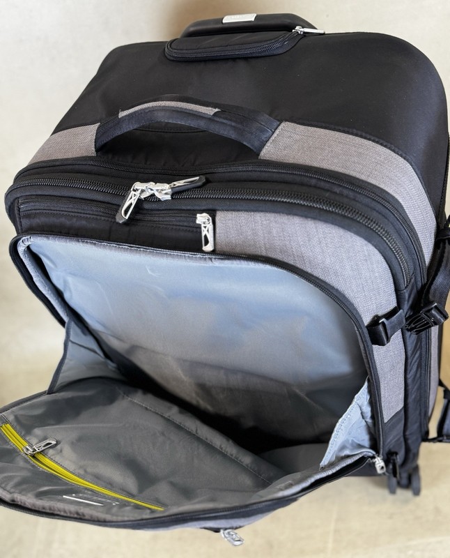 Briggs & Riley Explore Medium Expandable Spinner BU226SPX-4 Black 26” Suitcase gallery